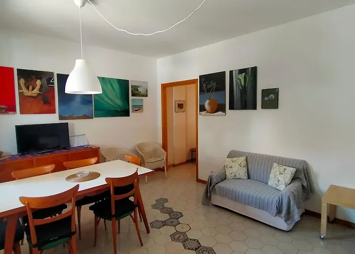 Trilocale A Pochi Passi Dal Mare E Dal Centro Cod 471