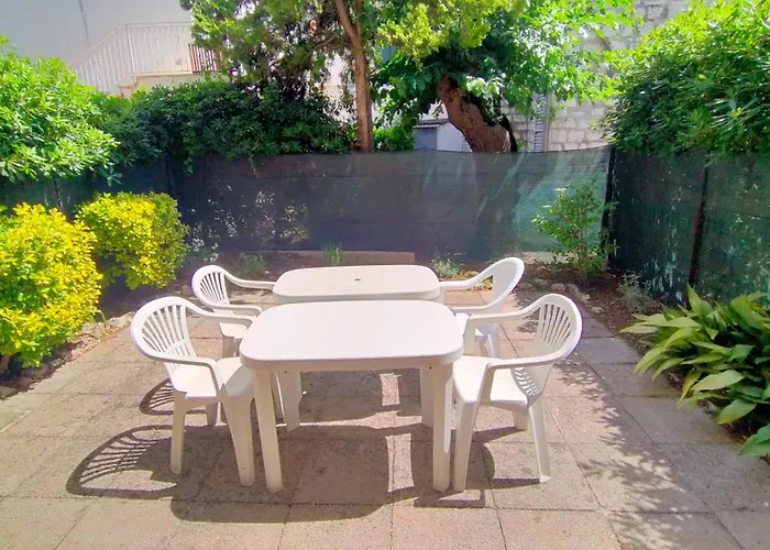 Apartamento Trilocale A Pochi Passi Dal Mare E Dal Centro Cod 471 *